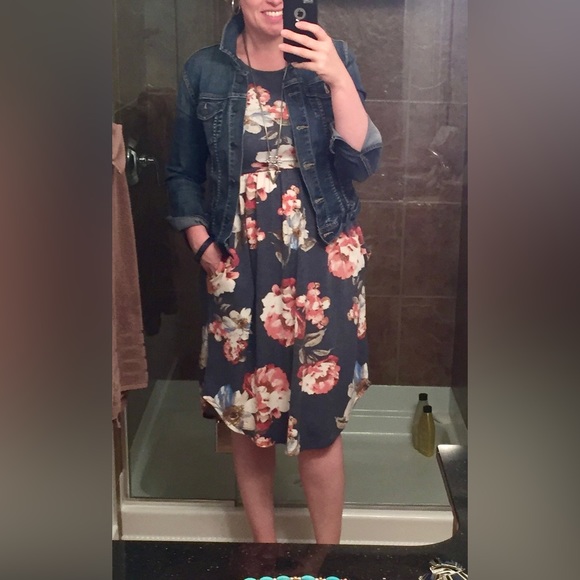 Super cute jersey dress! - Picture 6 of 6